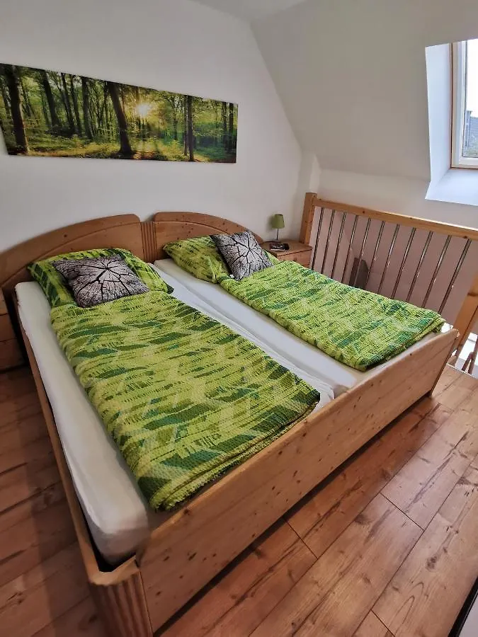 Rennsteigscheune Steinbach am Wald 0*,